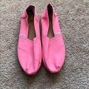 Pink Tom’s